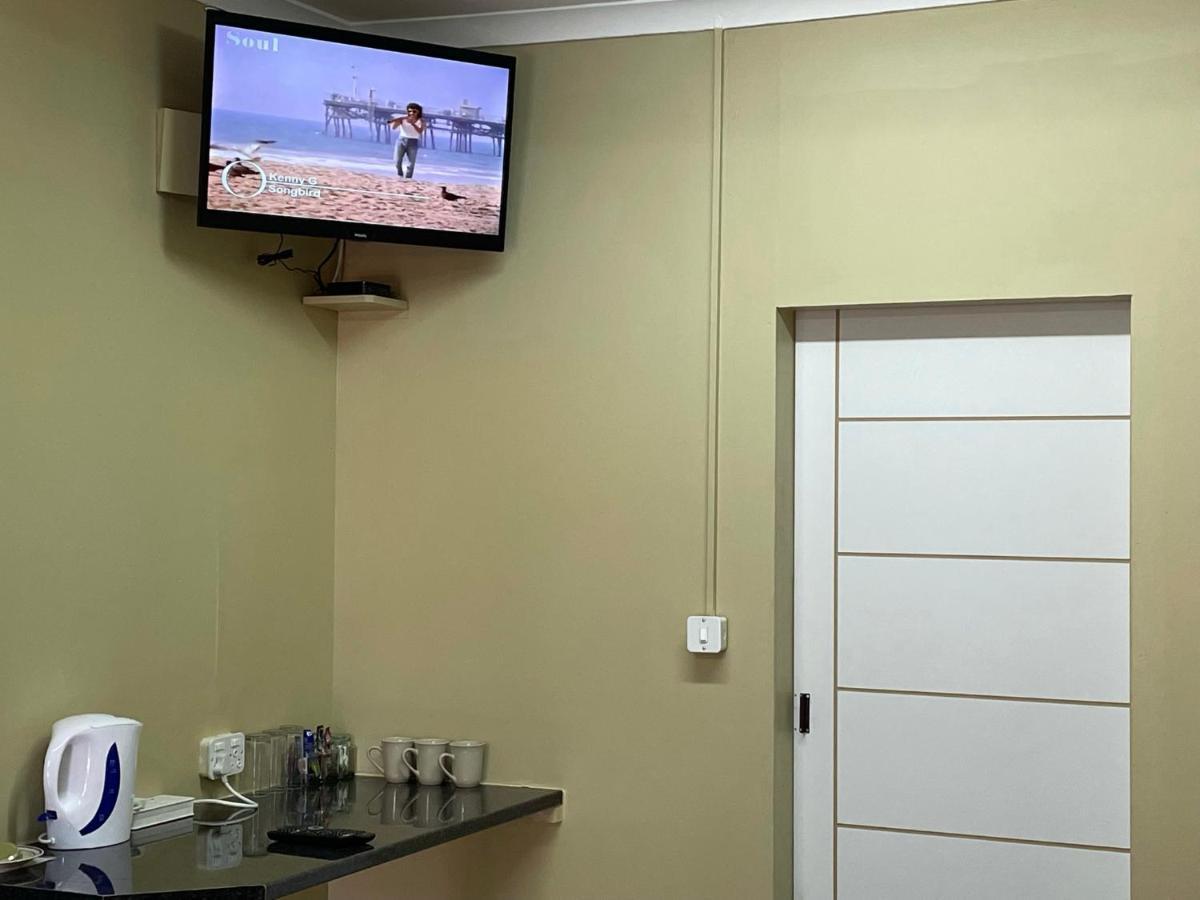 4 On Sirius Hotell Polokwane Exteriör bild