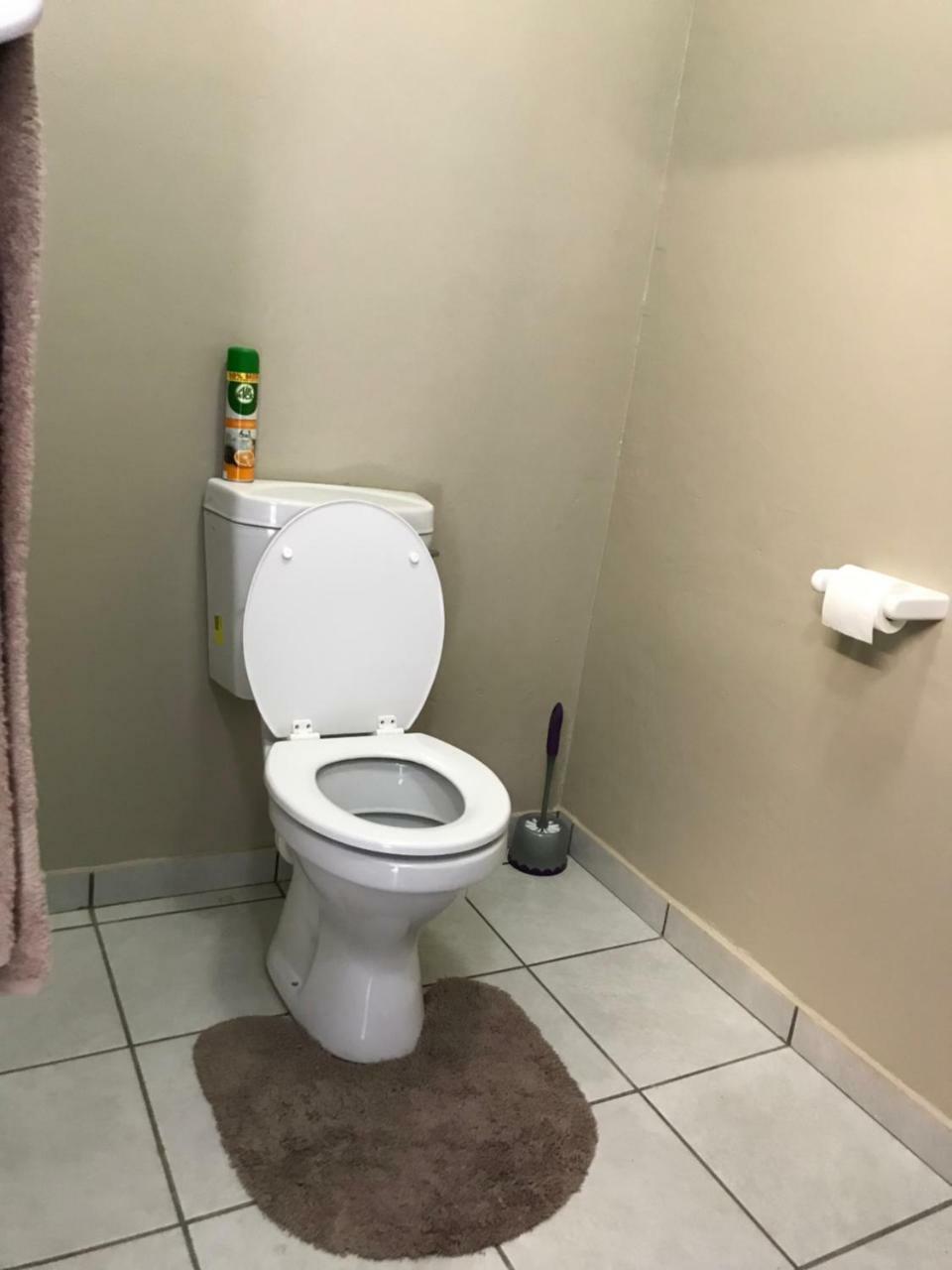 4 On Sirius Hotell Polokwane Exteriör bild